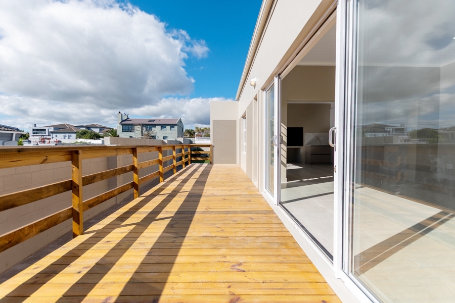 4 Bedroom Property for Sale in Country Club Western Cape